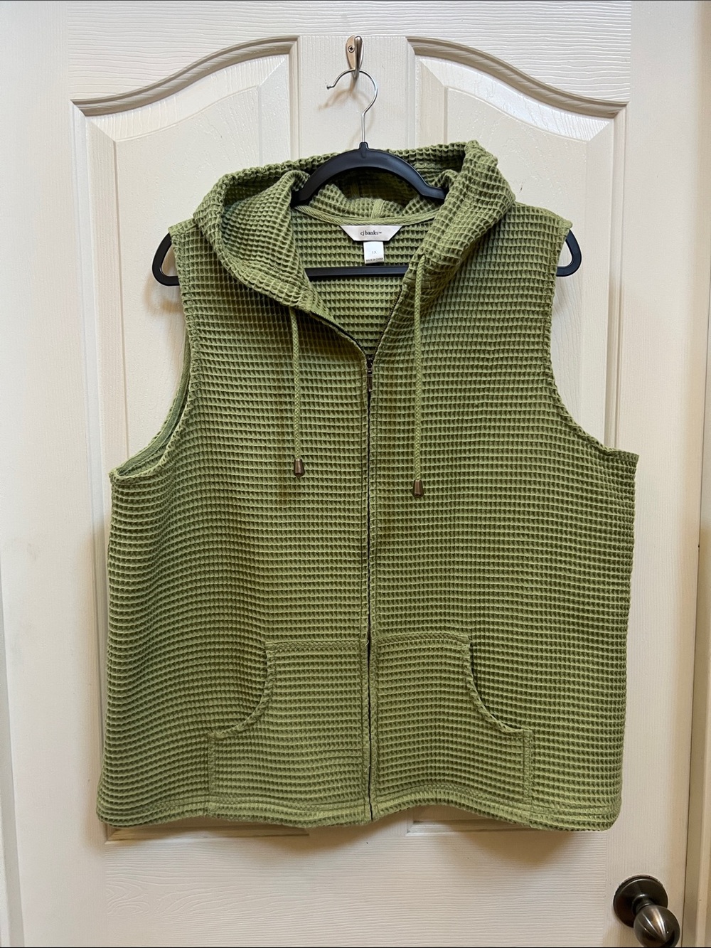 Chelsea28 Olive Green Waffle Knit Sleeveless Hoodie